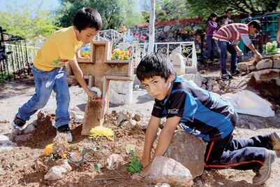 Van por digitalización en los panteones