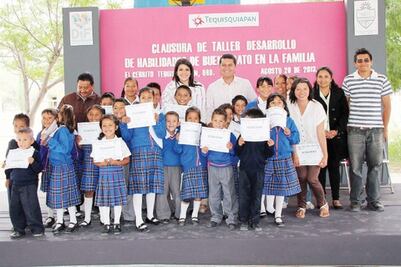 Clausuran taller de buen trato en la familia 