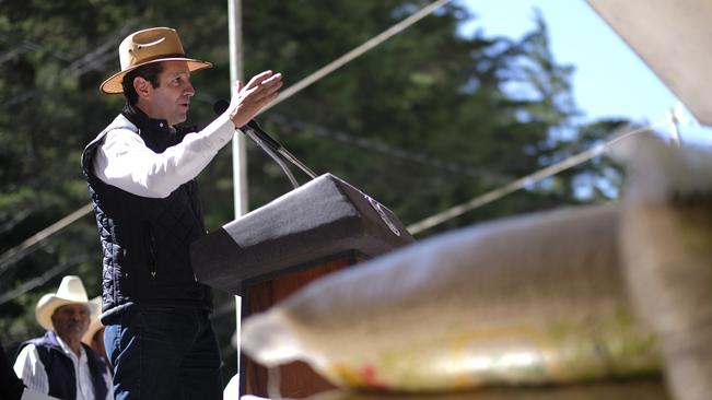 Francisco Domínguez Servién adelantó que con el presupuesto del próximo año se dará prioridad a los rubros de salud, educación, caminos rurales y seguridad (ESPECIAL)