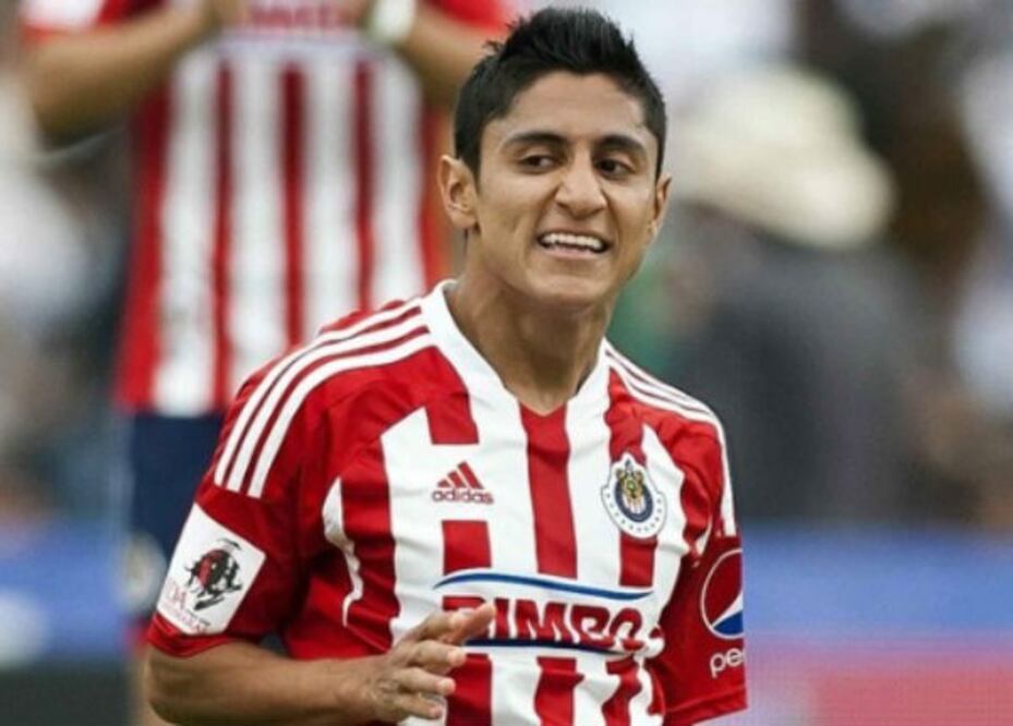 Julio Nava regresa a Gallos Blancos