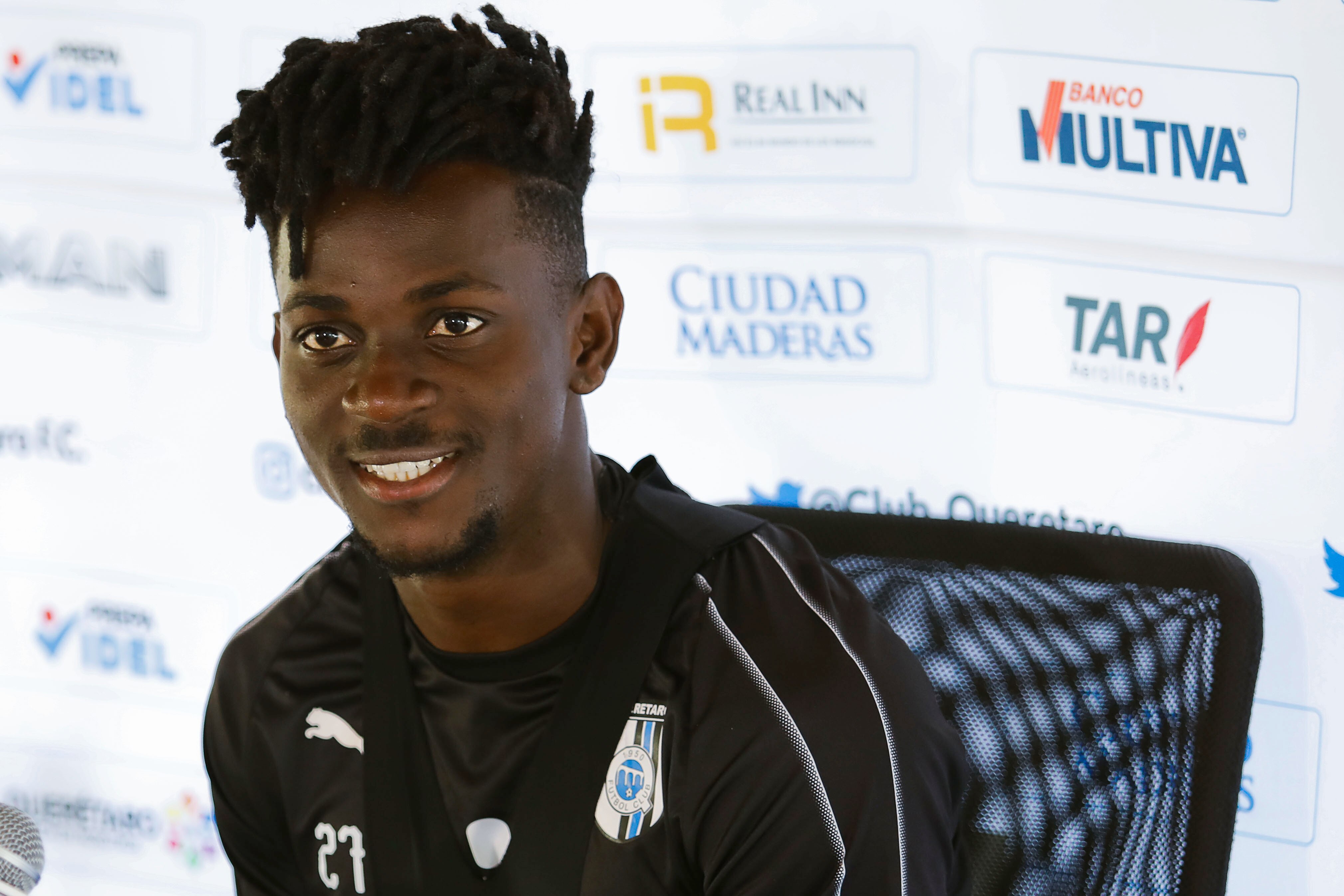 Me gustaría quedarme: Loba