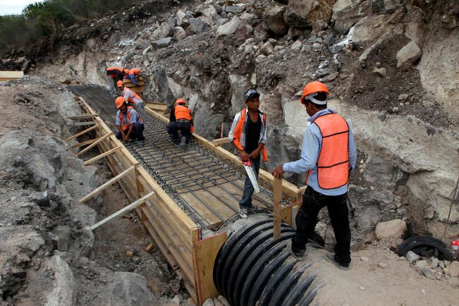 La parte baja de Tejeda, Villas Campestre, Pirámides, San Mateo y parte del centro de Corregidora serán las más vigiladas, ya que son propensas a una inundación (ARCHIVO. EL UNIVERSAL)