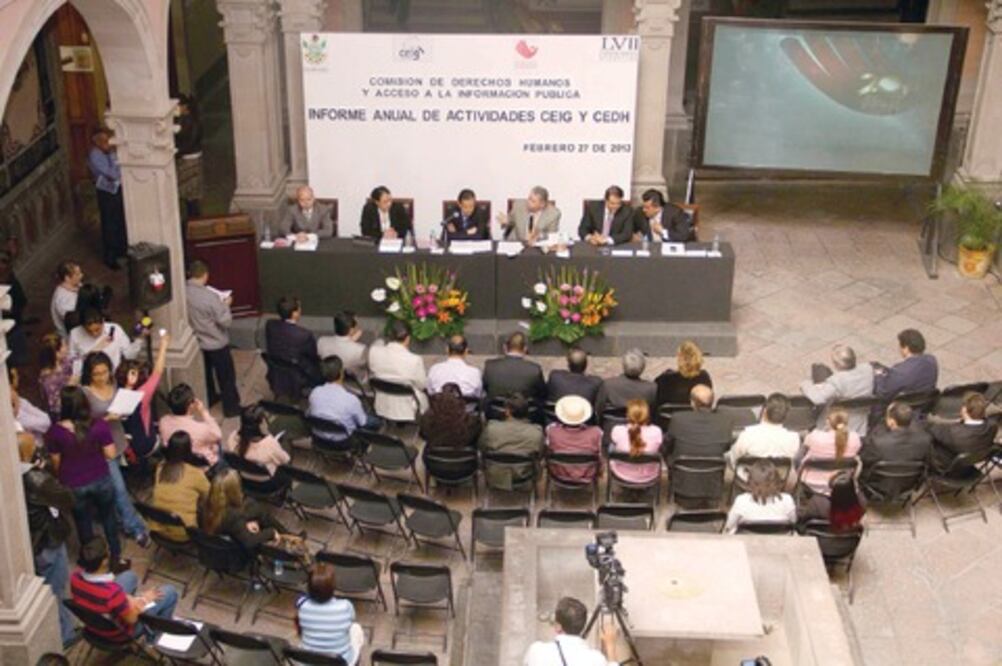 Aprueban propuesta para informes