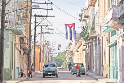 Avala Parlamento cubano cambios a su constitución