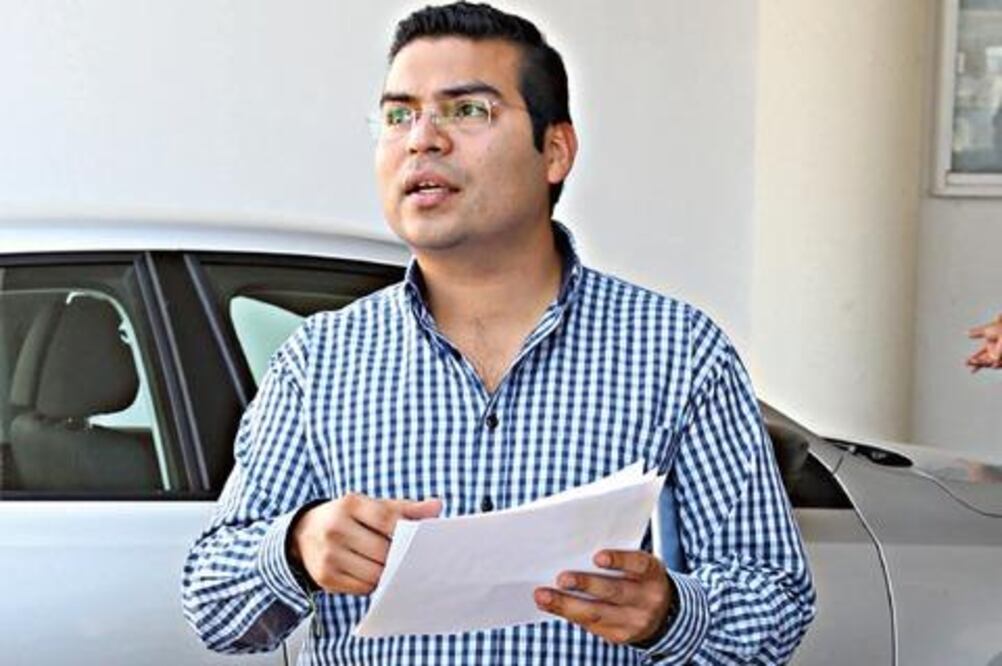 IEEQ debe impedir participación de Guzmán