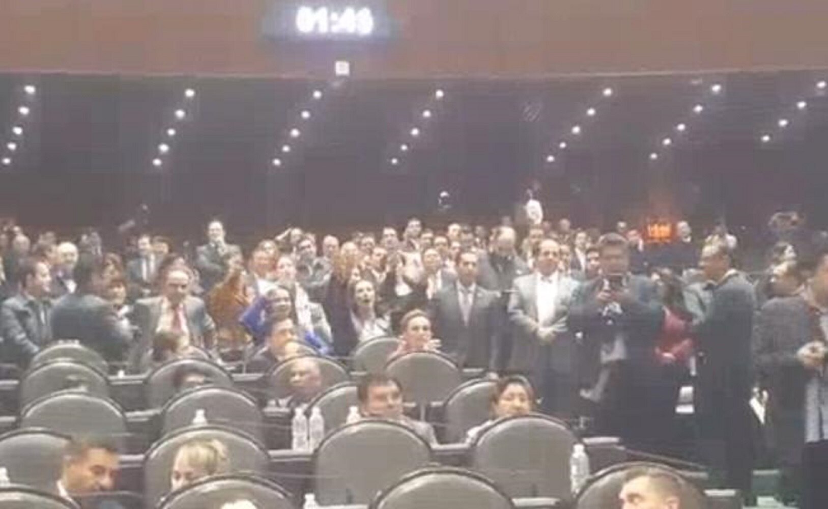 Llega a San Lázaro grito de "ehhhhh..."