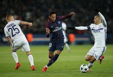 Un simple trámite que da pase al PSG