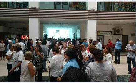 Trabajadores de alcaldía de Tuxtla Gutiérrez paran labores