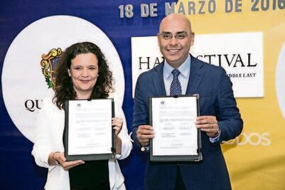 Presenta Esther Carboney el Hay Festival