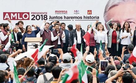 AMLO no se cierra a nuevo aeropuerto
