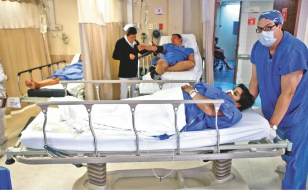 Van 35 agresiones en un mes contra médicos y pacientes por Covid-19