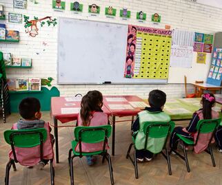 Más de mil queretanitos inician clases este lunes