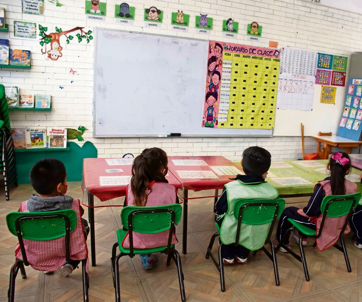 Más de mil queretanitos inician clases este lunes