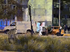 Muere conductor dentro de un Chevrolet Beat en la lateral de 5 de Febrero, en Querétaro