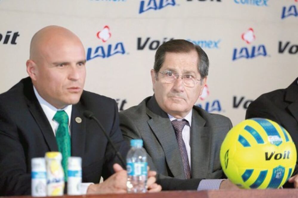 Para Chivas,  los mejores árbitros