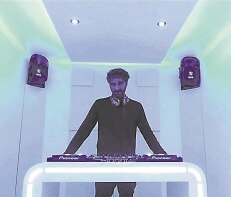 Salomón se renueva con el electro pop 