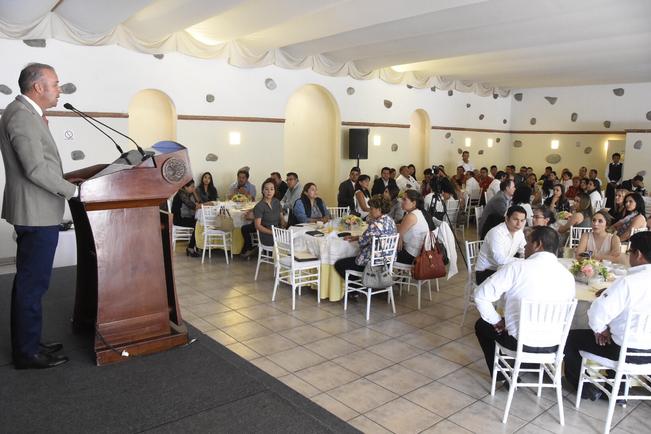 Fortalecen capacitación de servidores públicos en El Marqués