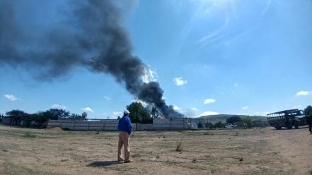 Se incendia bodega en La Llave, SJR