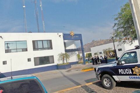 Detiene policía a ladrón de autos