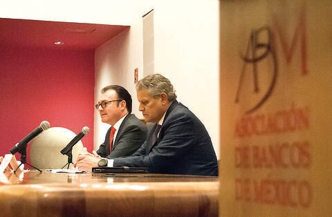 Decisión de Banxico no afecta el costo del crédito: Videgaray