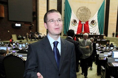 Mujeres en puestos de elección son las menos