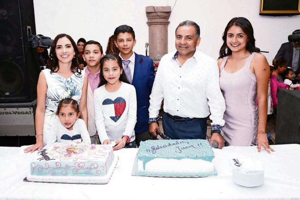 La Señora Elsa Adané de Barrios festejó en grande a su esposo Juan Barrios y su hija Michelle en el cumpleaños de ambos. (FOTOS: CORTESÍA FRANCISCO ECHEVERRÍA)