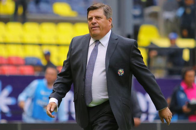 El estratega azulcrema terminó frustrado por el empate. (IMAGO7)