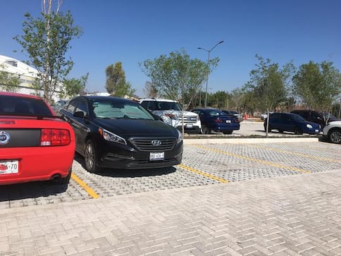 Abren nuevo estacionamiento en el Parque Querétaro 2000