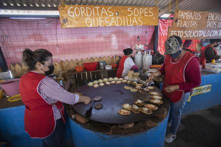 Los tacos de las vías, la parada obligada en Querétaro para comer rico y barato 