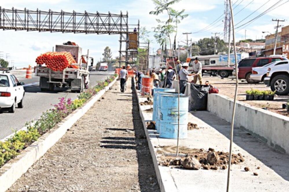 SCT invierte 400 mdp en vialidad 