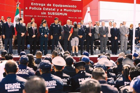 Equipo a municipios sin Subsemun