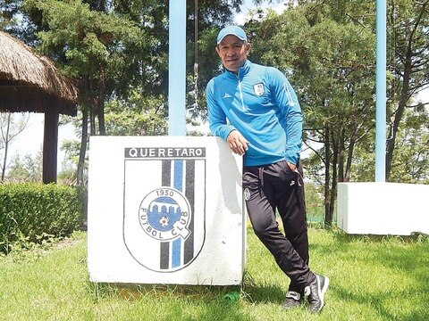 Comienza Gallos la lucha por el título