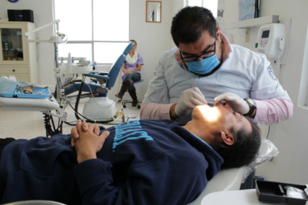 Ofrece UAQ servicios de salud en Santa Rosa