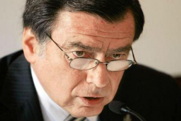 Prohíben a servidores recibir regalos