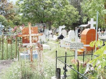 Inician campaña de rescate de fosas