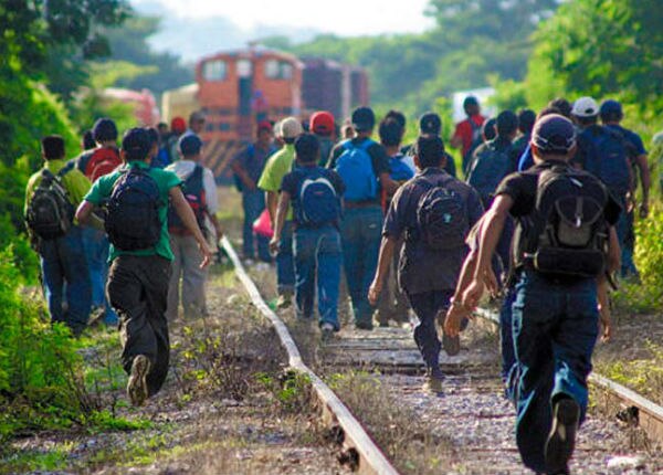 Piden aprobar Instituto del Migrante