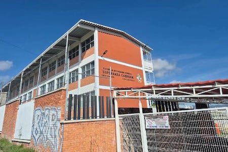 Instalarán detectores de metales en las 380 secundarias de Querétaro