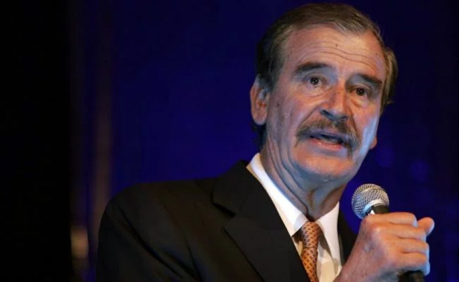 "Es un pin... cuento chino", responde Fox a AMLO por acusación sobre huachicoleo