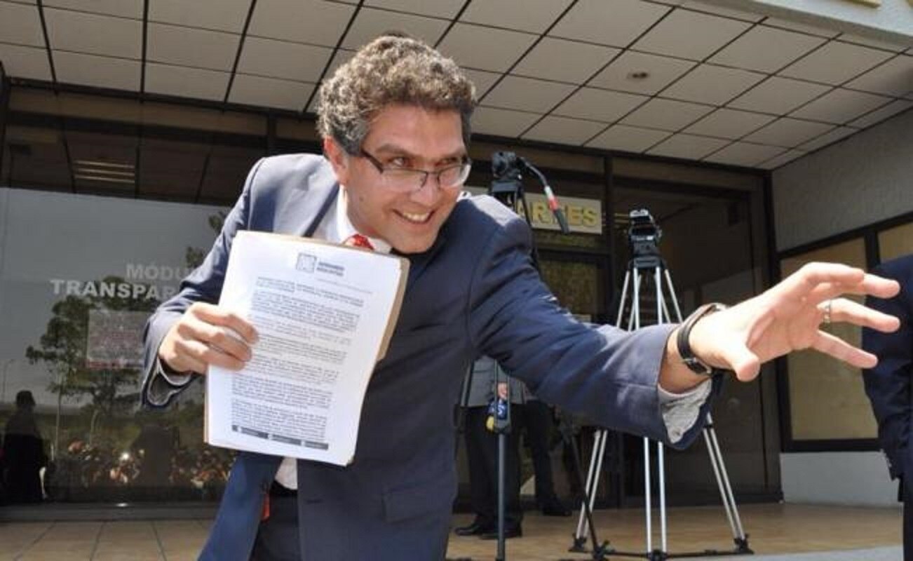 Por inundación, INE revisó firmas con equipos improvisados: Ríos Piter