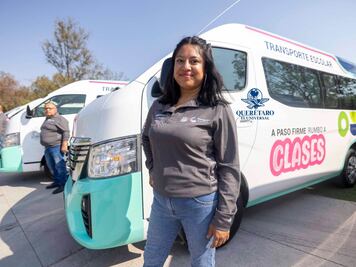 Estrenan transporte escolar gratuito en Corregidora