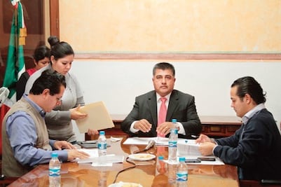 Planea PRI foros en materia de PC