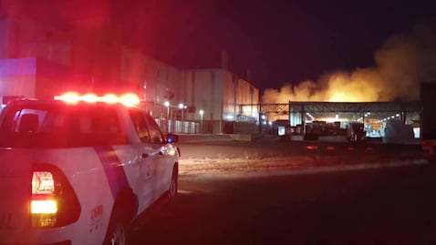 Se incendia la papelera Kimberly Clark en San Juan del Río