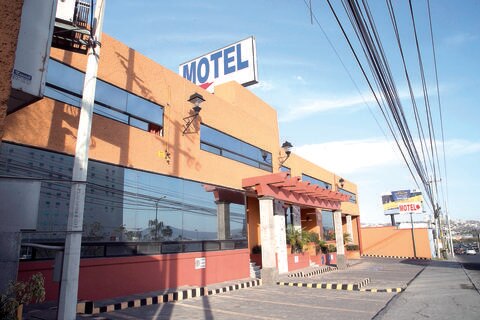 Analizan solicitar INE como protocolo para evitar el ingreso de menores a moteles de Querétaro