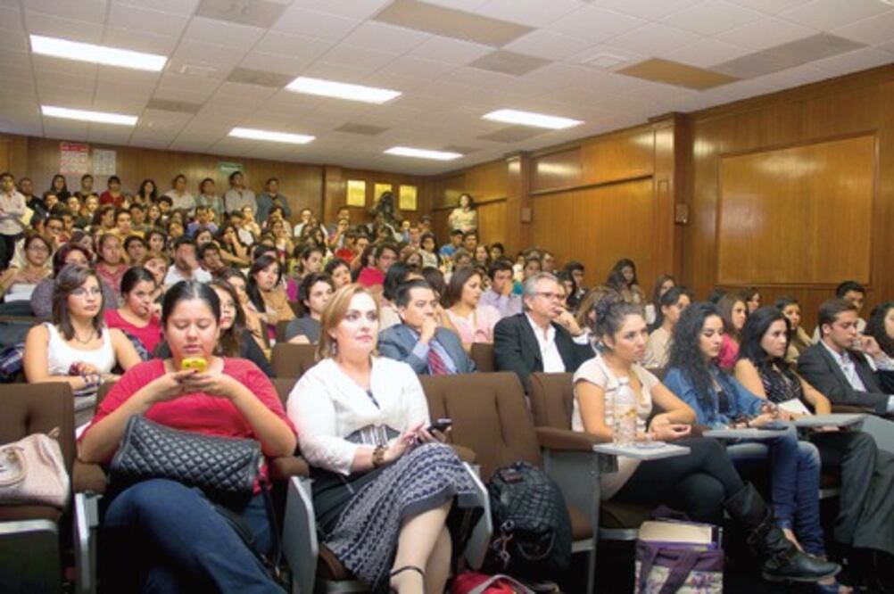 Disertan sobre  la transparencia