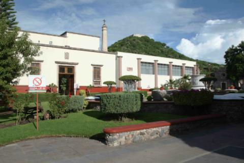 Injusta repartición de recursos: Zapata