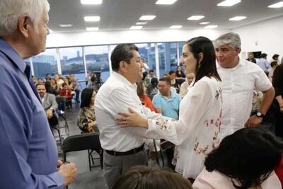 Notifican a Elsa Méndez de demandas en su contra  