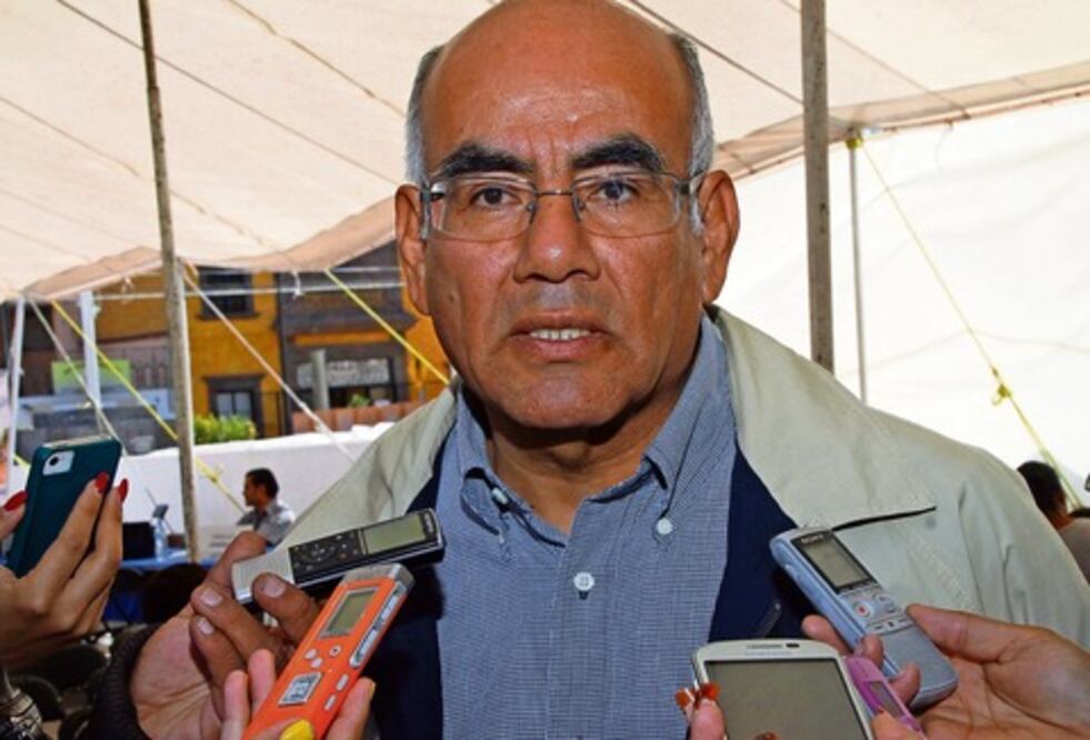 Denuncian ante PGR a Mendieta Olvera