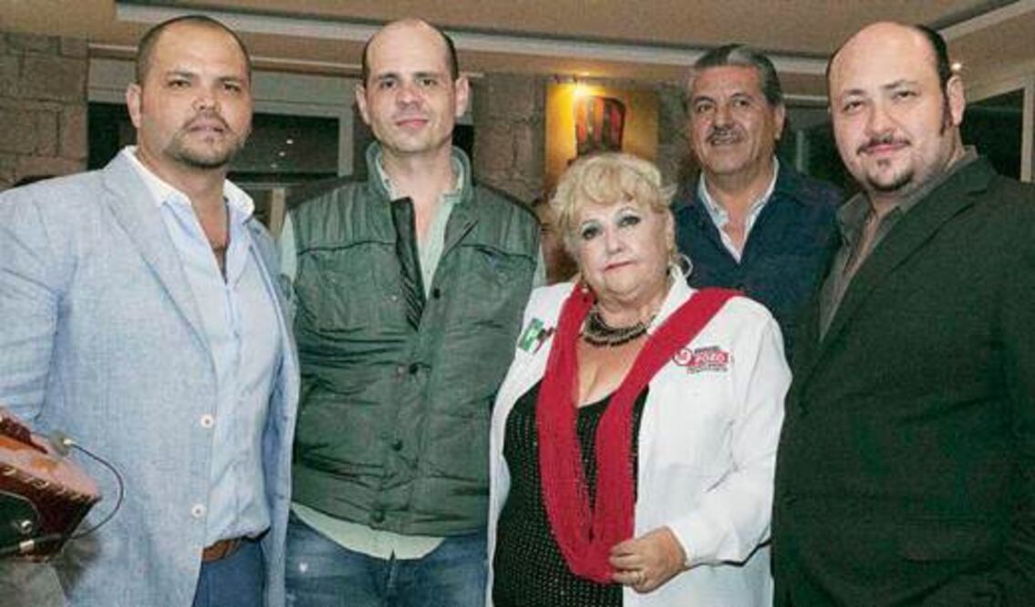 Lucerito Santana celebra la vida