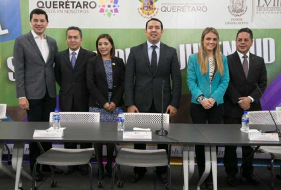 Inicia parlamento de jóvenes