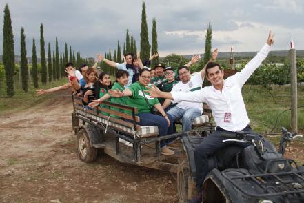 Fiesta en el viñedo en Casa San Juanito 